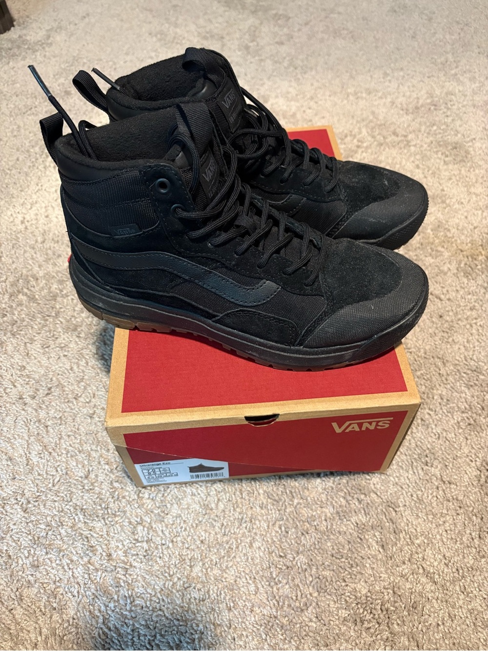 Vans UltraRange EXO High MTE-1 'Black Gum. Size 7 in Men.